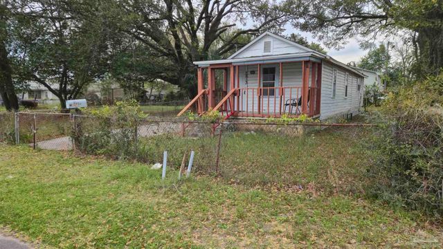 2813 N F St, Pensacola, FL 32501