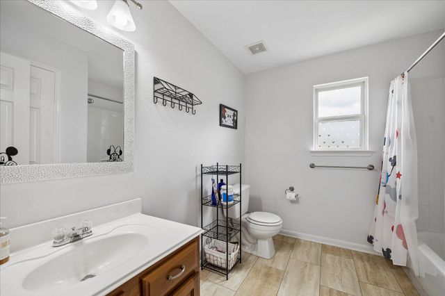 19818 Breezy Cove Court, Tomball, TX 77375