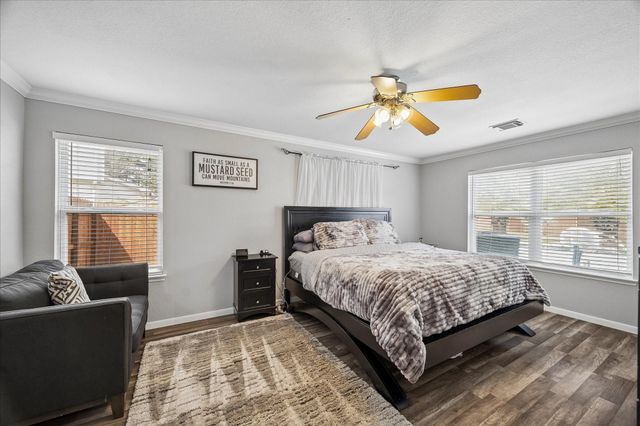 19818 Breezy Cove Court, Tomball, TX 77375