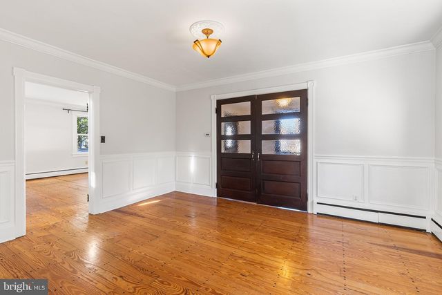 9 E COLLEGE AVE, Yardley, PA 19067