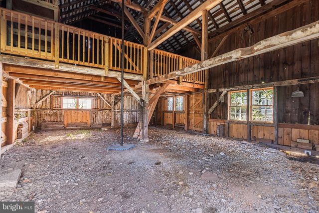 9 E COLLEGE AVE, Yardley, PA 19067
