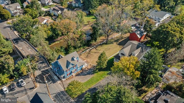 9 E COLLEGE AVE, Yardley, PA 19067