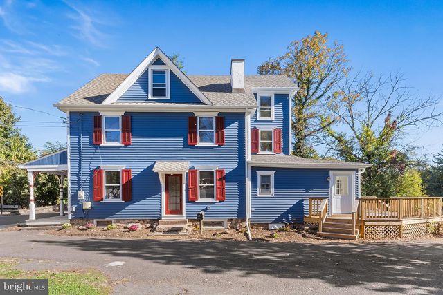 9 E COLLEGE AVE, Yardley, PA 19067