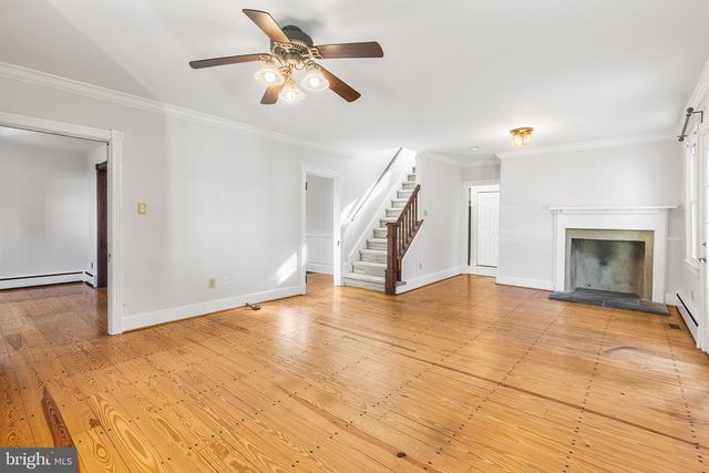 9 E COLLEGE AVE, Yardley, PA 19067