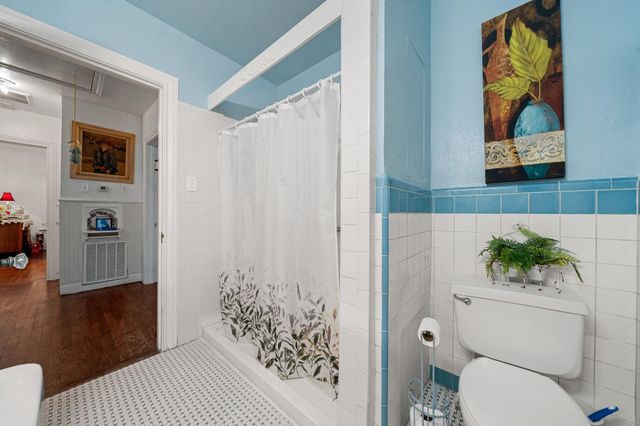 4901 Wharton Drive, Galveston, TX 77551