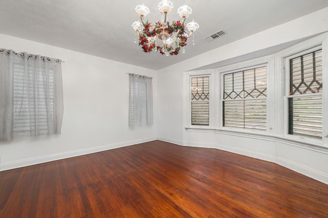 4901 Wharton Drive, Galveston, TX 77551