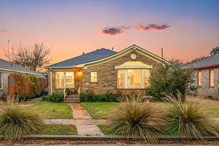 4901 Wharton Drive, Galveston, TX 77551