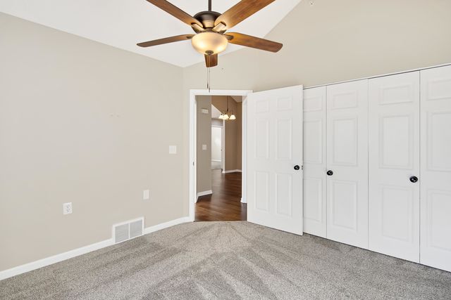 253 OAK BLUFF LN, Collierville, TN 38017