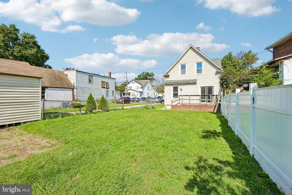 341 HOBART AVE, TRENTON, NJ 08629 — photo 5