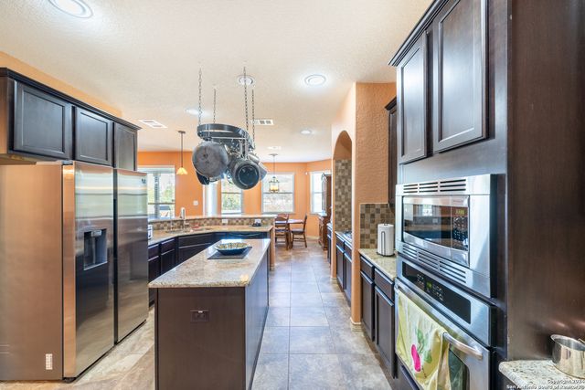 25719 Green River Drive, San Antonio, TX 78260