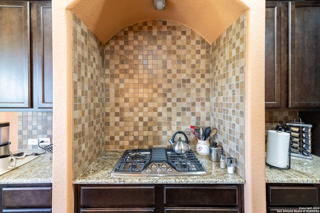 25719 Green River Drive, San Antonio, TX 78260