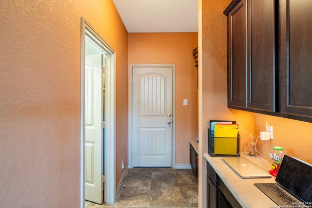 25719 Green River Drive, San Antonio, TX 78260