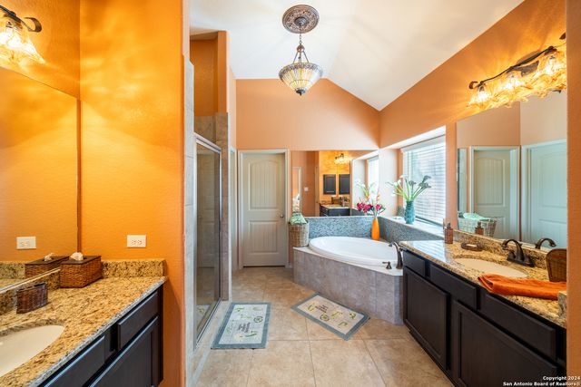 25719 Green River Drive, San Antonio, TX 78260