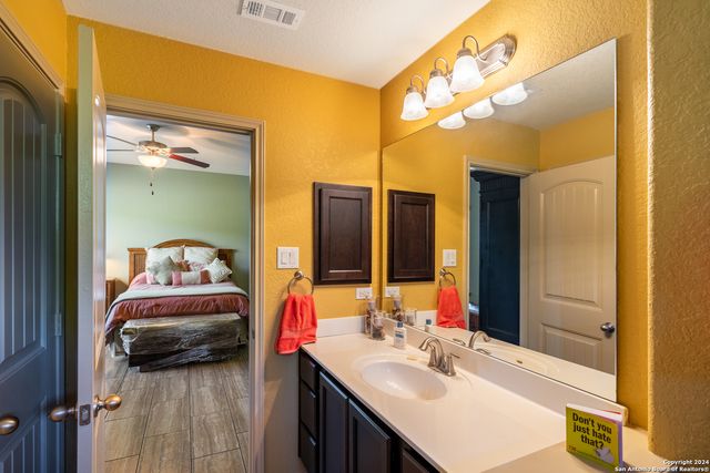 25719 Green River Drive, San Antonio, TX 78260