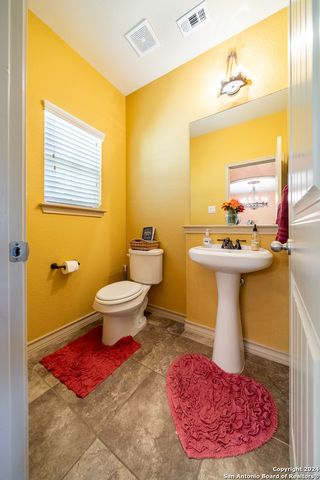 25719 Green River Drive, San Antonio, TX 78260