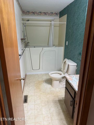 125 Andrea Drive, Maryville, TN 37804