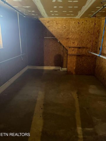 125 Andrea Drive, Maryville, TN 37804