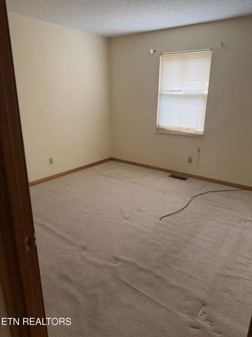 125 Andrea Drive, Maryville, TN 37804