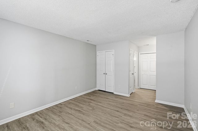 11813 Moonridge Drive, Charlotte, NC 28226