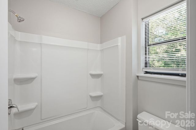 11813 Moonridge Drive, Charlotte, NC 28226