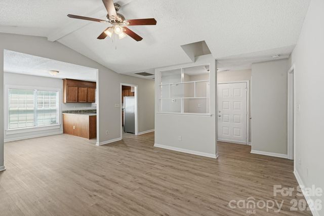 11813 Moonridge Drive, Charlotte, NC 28226
