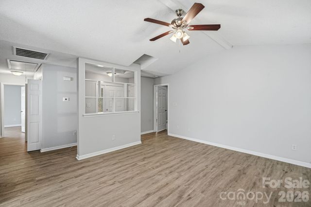 11813 Moonridge Drive, Charlotte, NC 28226