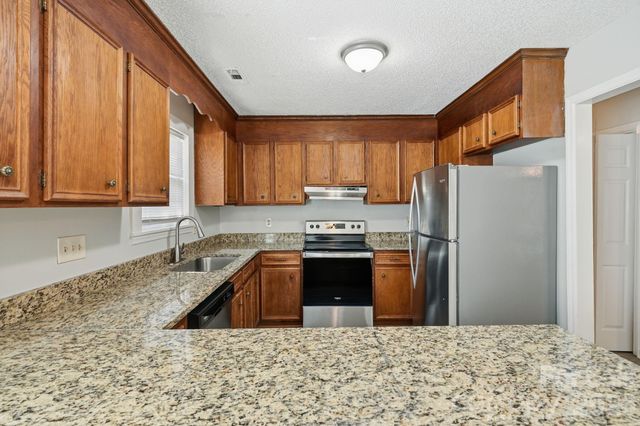 11813 Moonridge Drive, Charlotte, NC 28226