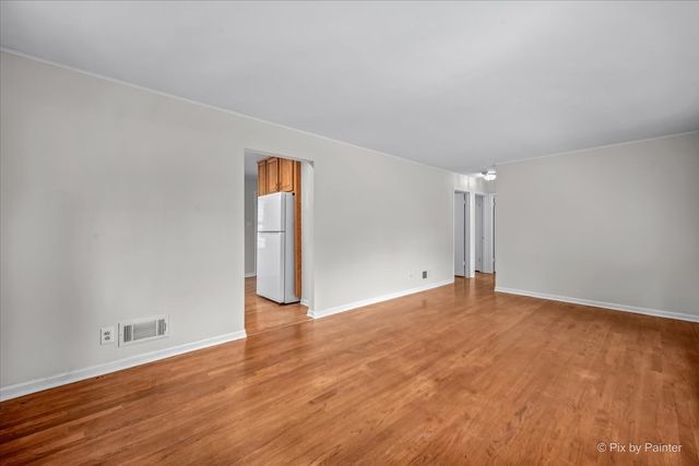 221 Sunset Terrace, Crystal Lake, IL 60014