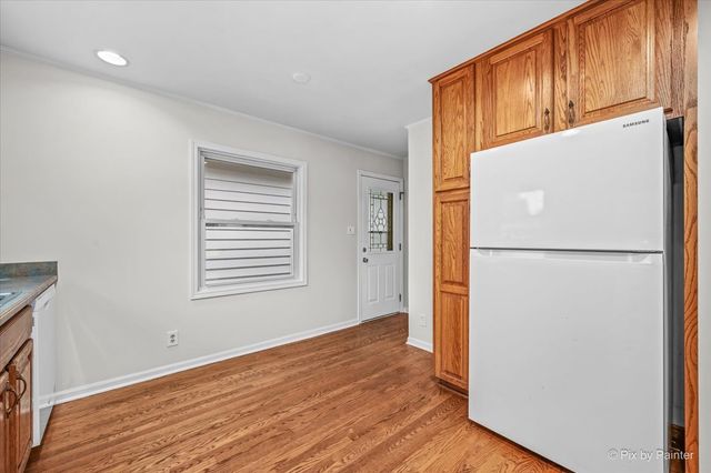 221 Sunset Terrace, Crystal Lake, IL 60014