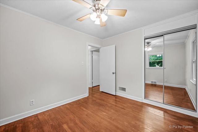 221 Sunset Terrace, Crystal Lake, IL 60014