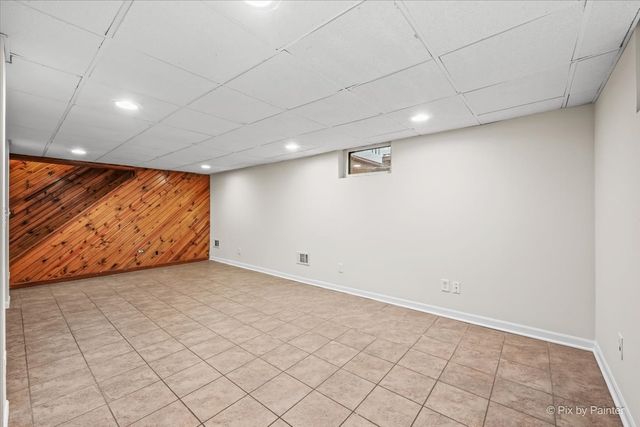 221 Sunset Terrace, Crystal Lake, IL 60014