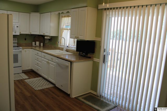 9604 S 24Th Street, Bellevue, NE 68147