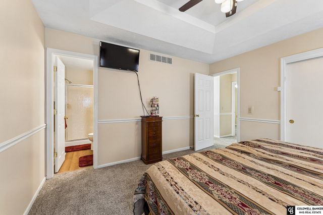 9604 S 24Th Street, Bellevue, NE 68147