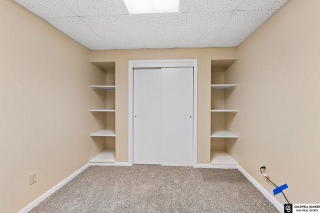 9604 S 24Th Street, Bellevue, NE 68147