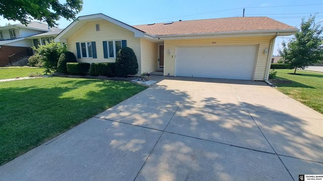 9604 S 24Th Street, Bellevue, NE 68147