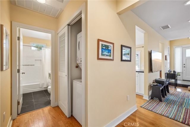 2346 Elden, Costa Mesa, CA 92627