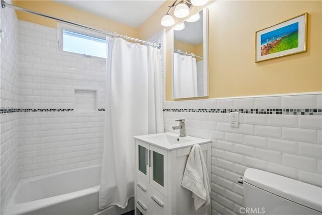 2346 Elden, Costa Mesa, CA 92627