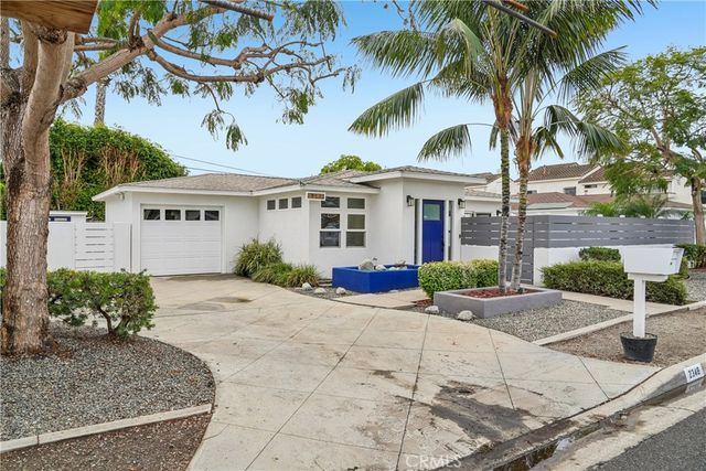 2346 Elden, Costa Mesa, CA 92627