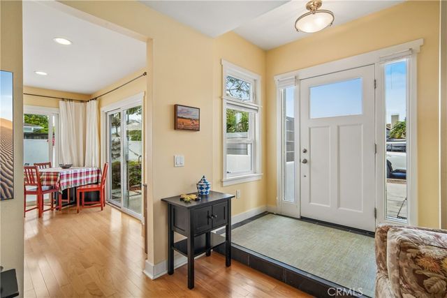 2346 Elden, Costa Mesa, CA 92627