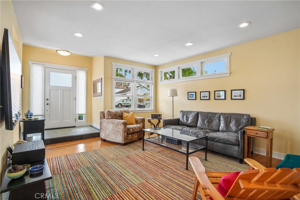 2346 Elden, Costa Mesa, CA 92627 — photo 2