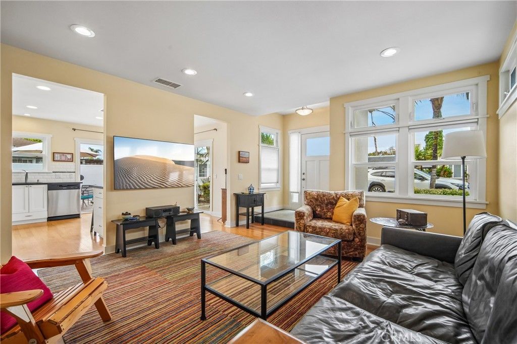 2346 Elden, Costa Mesa, CA 92627 — photo 5