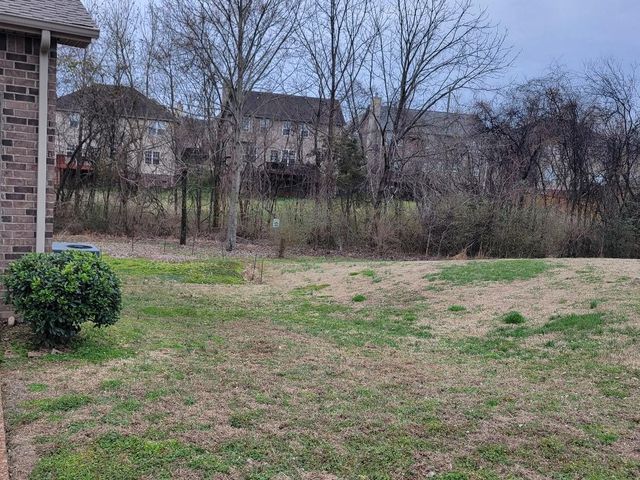 6630 Sunnywood Dr, Nashville, TN 37211