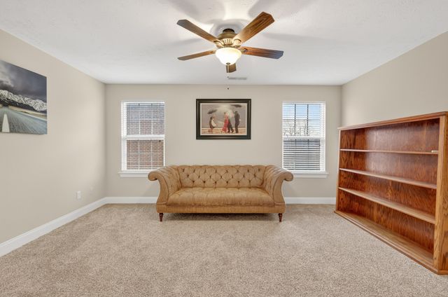 6630 Sunnywood Dr, Nashville, TN 37211