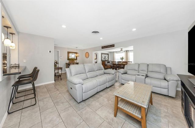 2465 BURNICE DRIVE, Clearwater, FL 33764