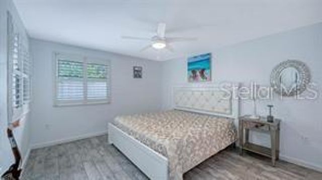 5911 39TH AVENUE W, Bradenton, FL 34209