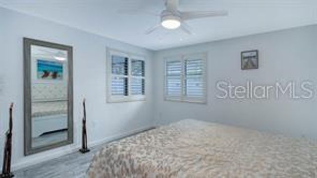 5911 39TH AVENUE W, Bradenton, FL 34209