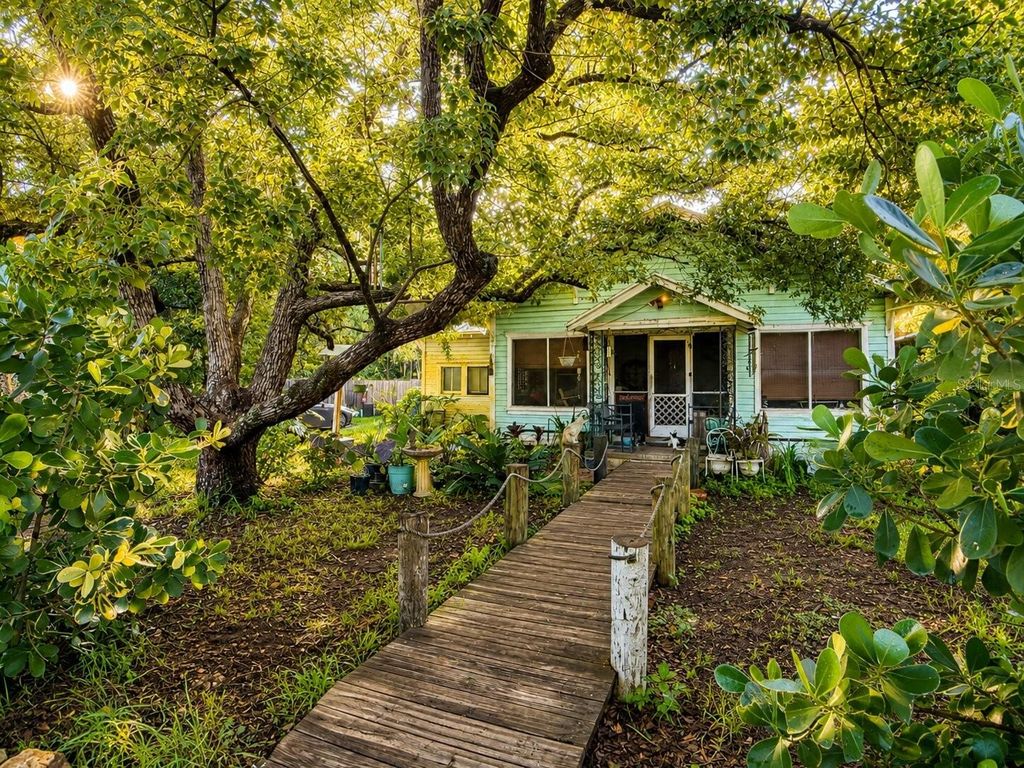 129 S MILLS AVENUE, Arcadia, FL 34266