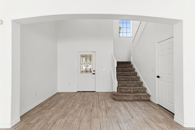 4214 Loring, Converse, TX 78109