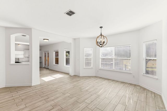 4214 Loring, Converse, TX 78109