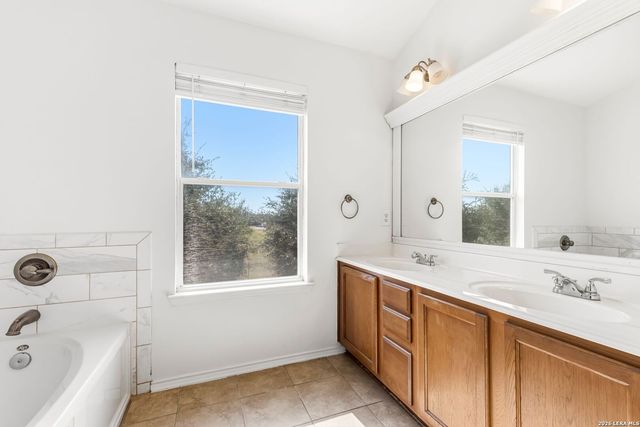 4214 Loring, Converse, TX 78109